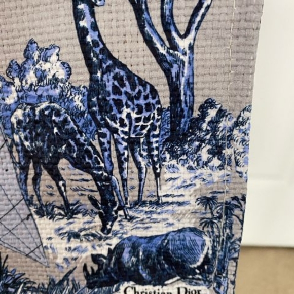 Brand New Dior Beauty Around the World Tote Bag-Limited Edition Gift of Purchase - Picture 3 of 4
